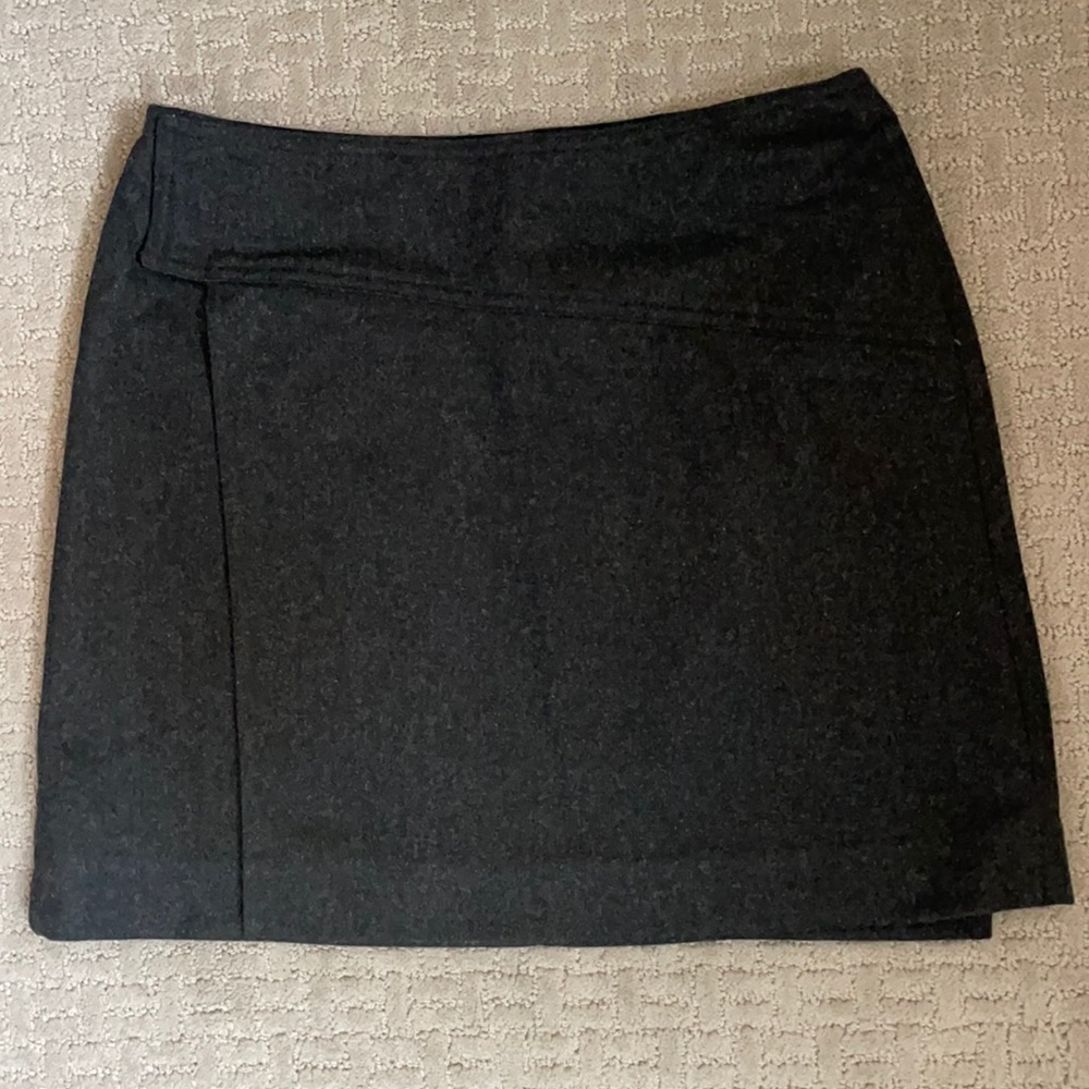 Ralph Lauren dark grey wool wrap skirt size 2